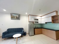 Phòng khách và bếp