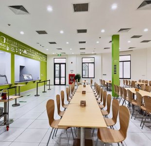 Căng-tin ký túc xá Đại học VinUni