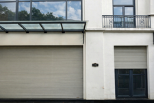 Hình ảnh mặt trước