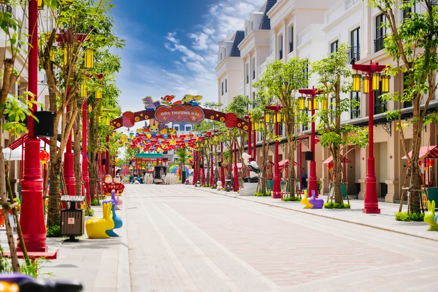 Dạo bộ phố đèn lồng