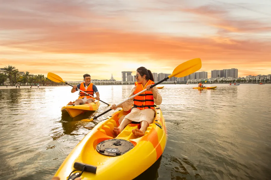 Chèo thuyền kayak