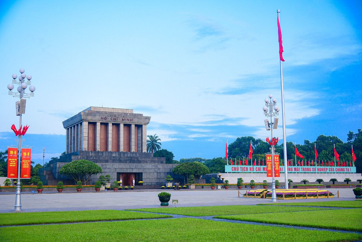 quang-truong-ba-dinh.jpg