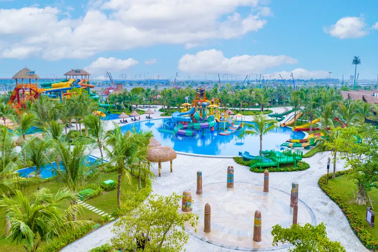 Vịnh trượt nước Aqua Bay