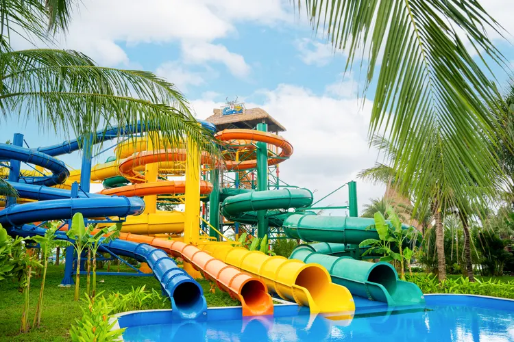 Vịnh trượt nước Aqua Bay