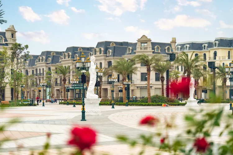Đại lộ Kinh Đô Ánh Sáng Kingdom Avenue