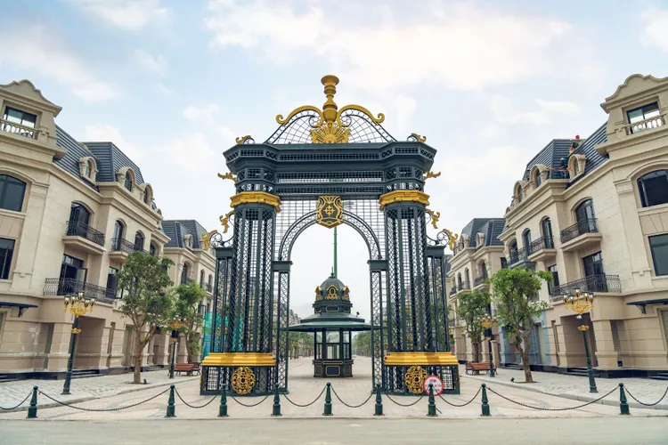 Đại lộ Kinh Đô Ánh Sáng Kingdom Avenue