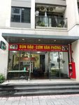 mặt tiền trước