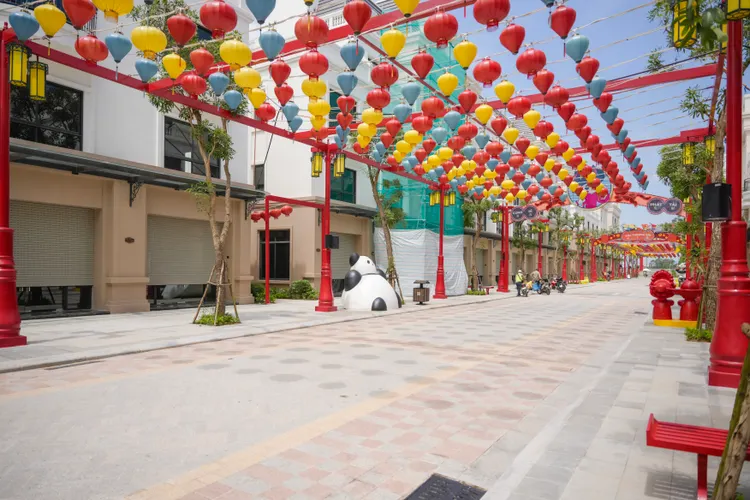 Phố đi bộ Little Shanghai