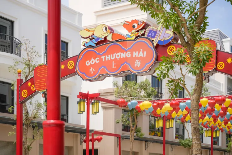 Phố đi bộ Little Shanghai