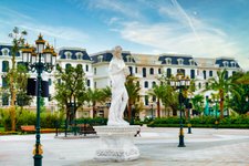Quảng trường Kinh Đô Ánh Sáng (2).jpg