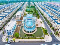 Bể bơi Pha Lê.jpg