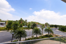 View bên ngoài căn hộ