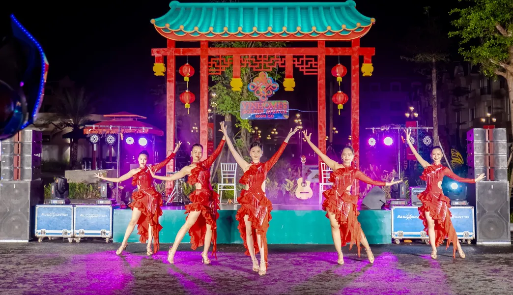 Tham gia các sự kiện giải trí