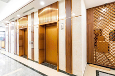 Sảnh thang máy tòa nhà